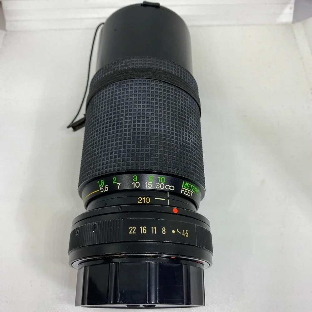 Vivitar 70-210mm f/1:4.5 MC Macro Focusing Zoom Lens 52mm w/covers for Pentax K